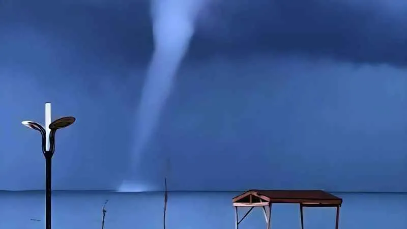 Van Gölü’ndeki hortum bilim insanlarını endişelendirdi